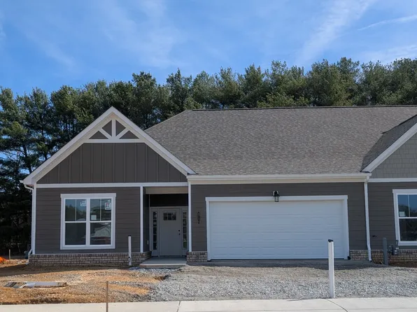 8724 Hope Farm Ln, Mechanicsville, VA 23111