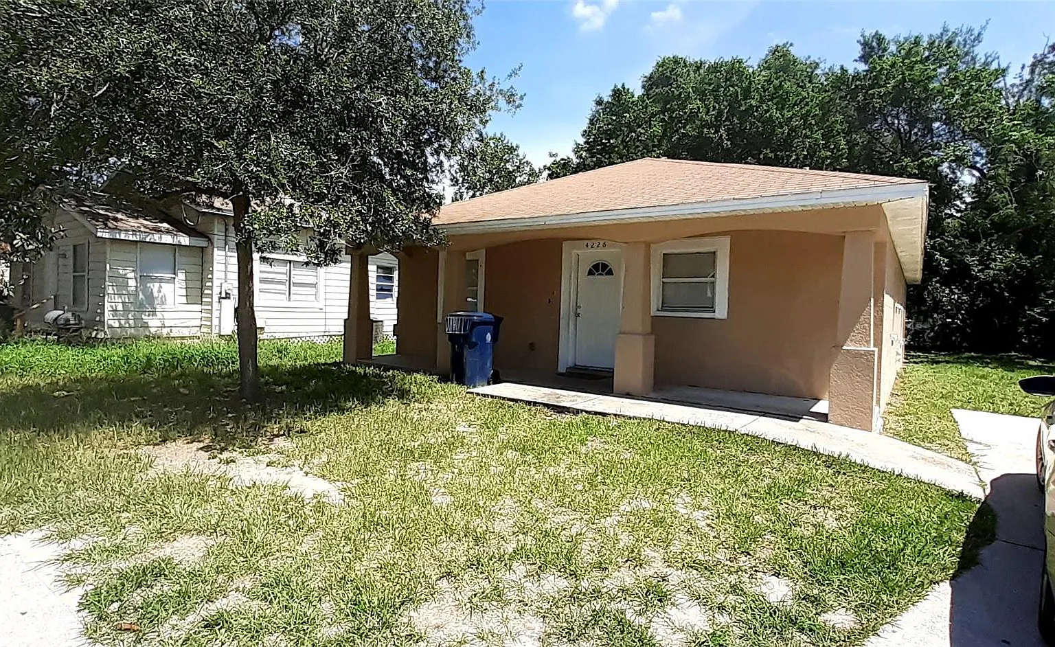 4 bed, 1500 sqft, $1,995 — Photo 1