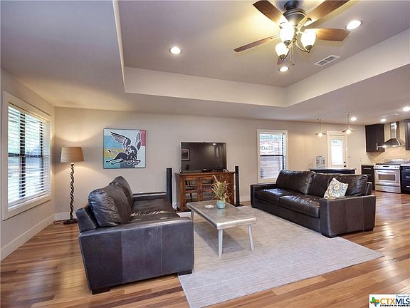 3rd image of 500 Sacramento Dr #A