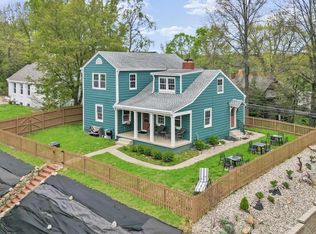 110 Monroe St, Newburgh, IN 47630