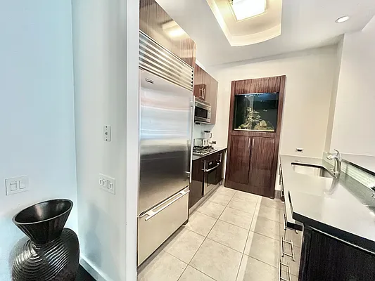 Rented by VRE | media 10