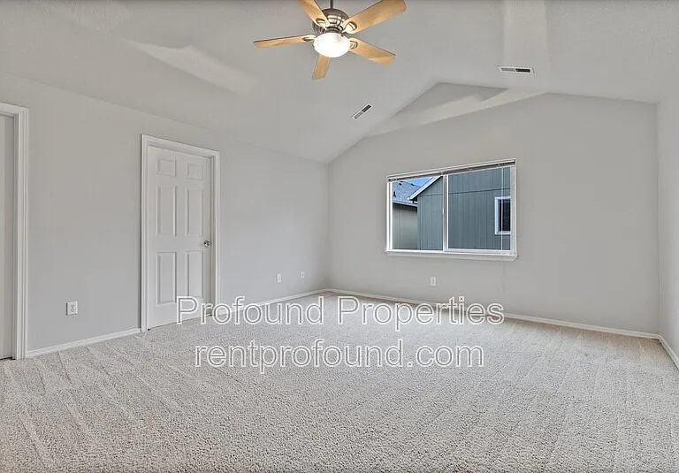 17634 SW September Ln — Photo 22