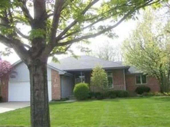 7114 Starling Dr, Schererville, IN 46375