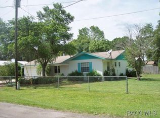 8541 W Kipling Ln, Homosassa, FL 34448
