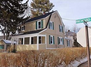60 Richard St, West Hartford, CT 06119