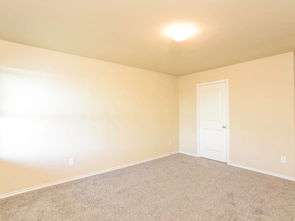 1st image of 953 Corbitt Ln