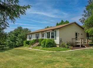 1809 Delabole Rd, Pen Argyl, PA 18072