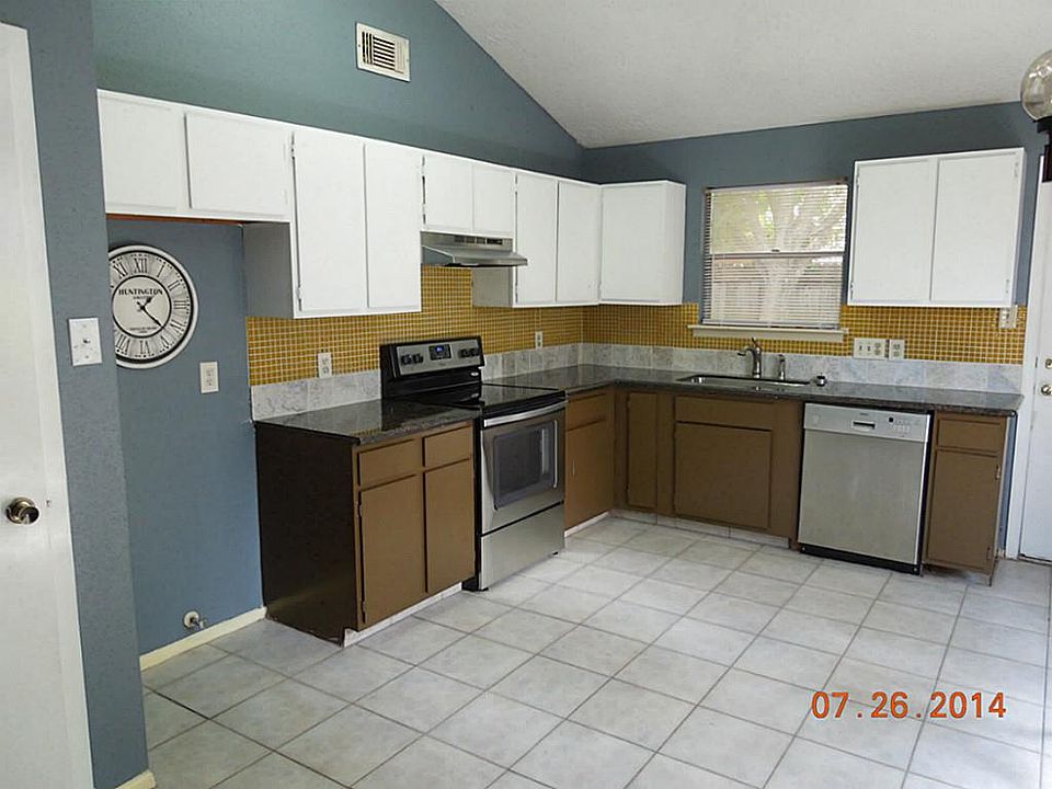 1st image of 10922 Drakeland Dr