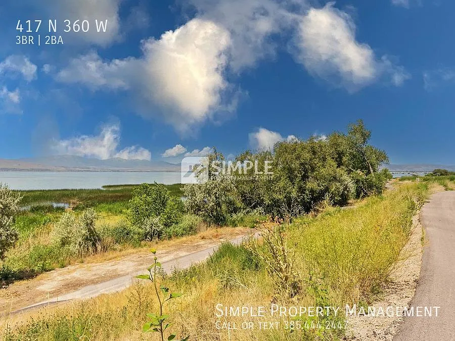 Premium Lakeside Living — Photo 4