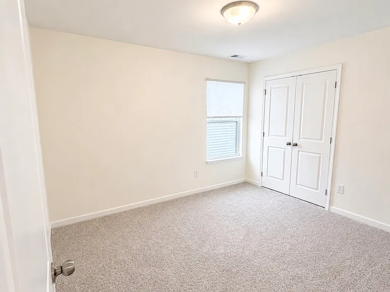 804 Omni Ct — Photo 12