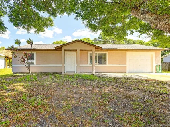 5304 Seagrape Dr, Fort Pierce, FL 34982