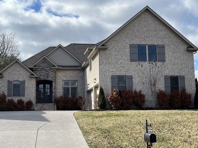 111 N Country Club Dr, Hendersonville, TN, 37075