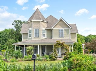 215 Coleman Dr, White Bluff, TN 37187