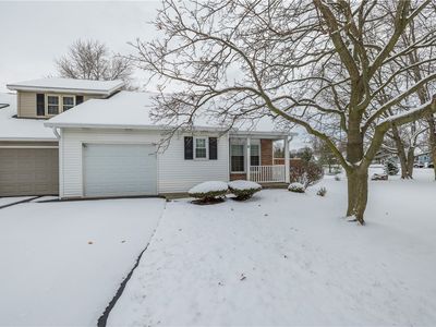 6 Dutch Valley, Rochester, NY, 14624