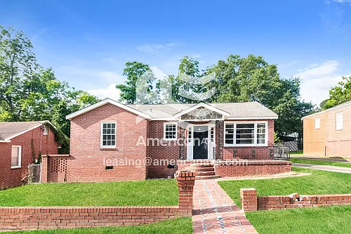 2816 Pecan St Photo 1