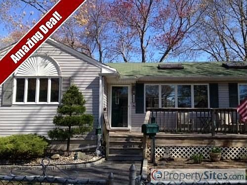1st image of 1055 Celia St
