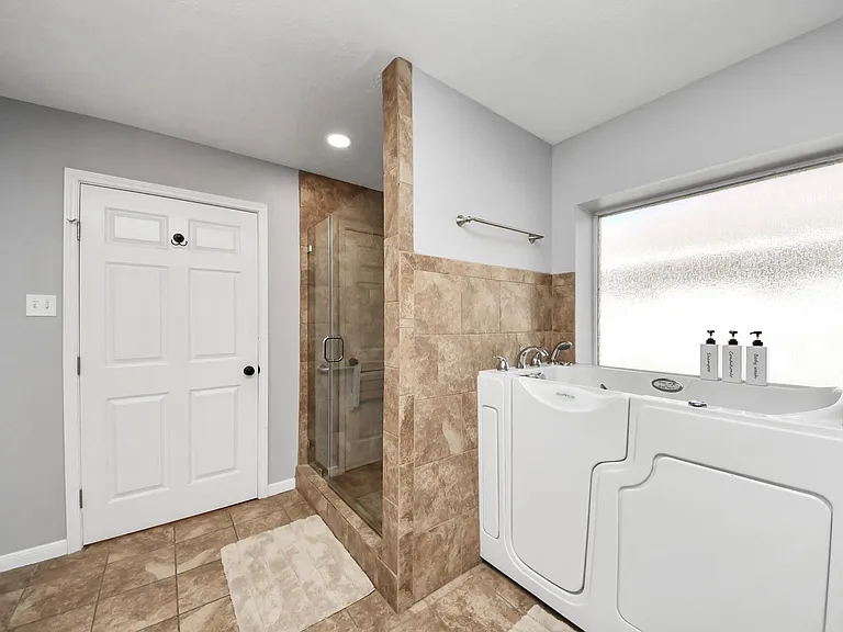 12711 Laurel Bank Way — Photo 40
