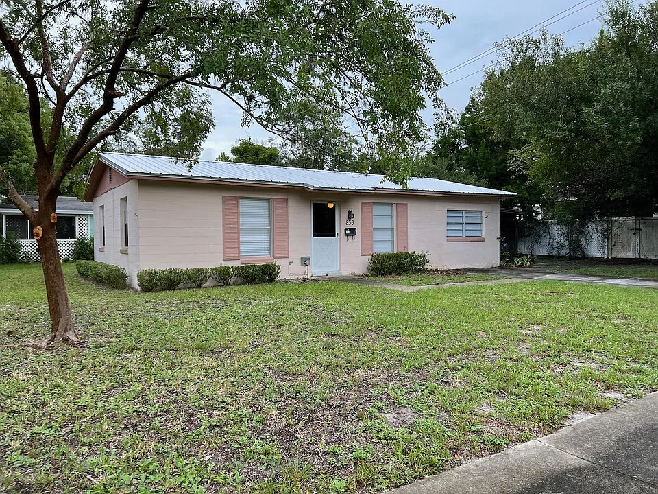836 Palermo Rd