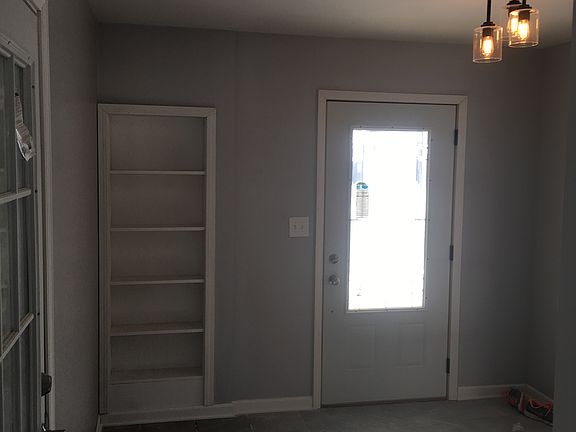 2nd image of 3504 Beechwood Ln
