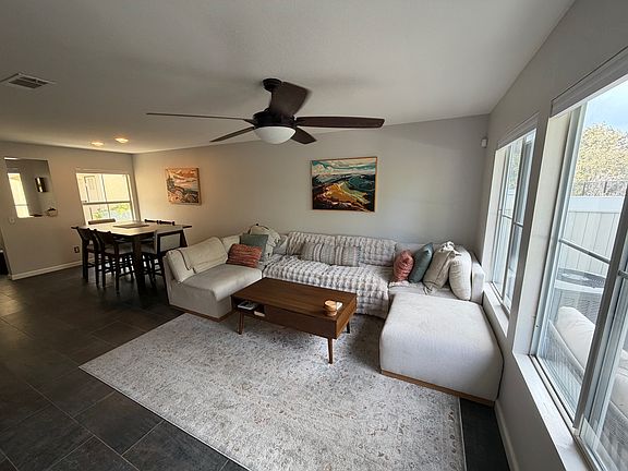 5th image of 5010 Codorniz Way Unit 11
