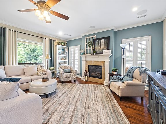 5th image of 11 Parkridge Dr