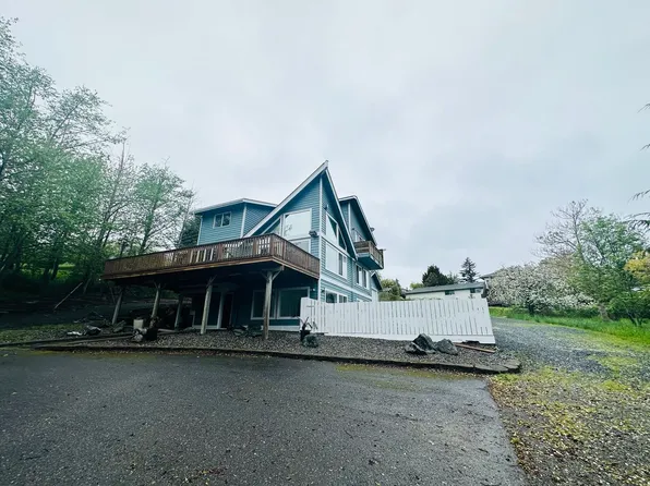 5786 Church Rd, Ferndale, WA 98248