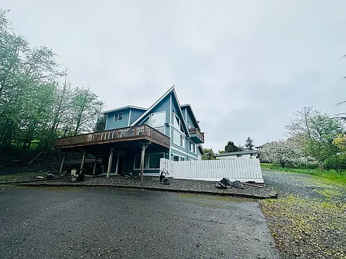 5786 Church Rd Photo 1