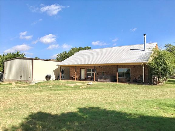 2nd image of 1226 County Road 340