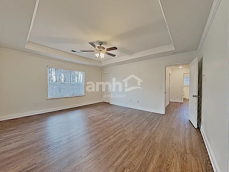 4915 Franks Creek Way — Photo 12