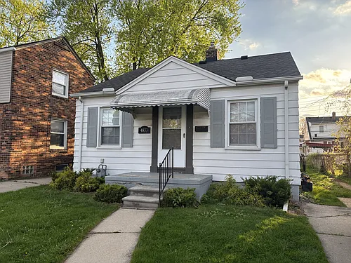 4833 Woodworth St #1 Photo 1