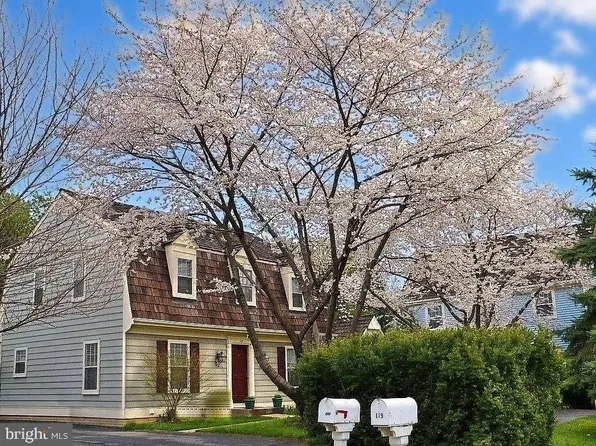 117 Linden Hall Ln, Gaithersburg, MD 20877