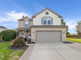 54743 Isle Royale Ave, Macomb, MI