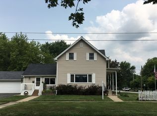 229 E High St, Sycamore, IL 60178