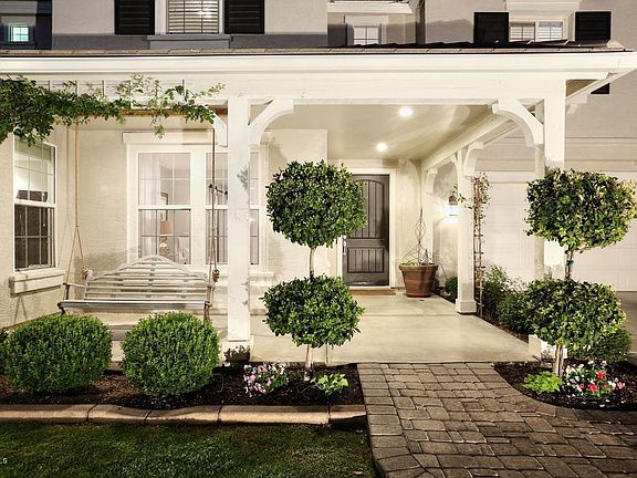 3rd image of 3755 E Sierra Madre Ave