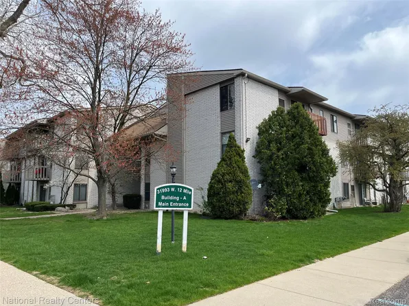 31993 W Twelve Mile Rd Unit 309, Farmington, MI 48334