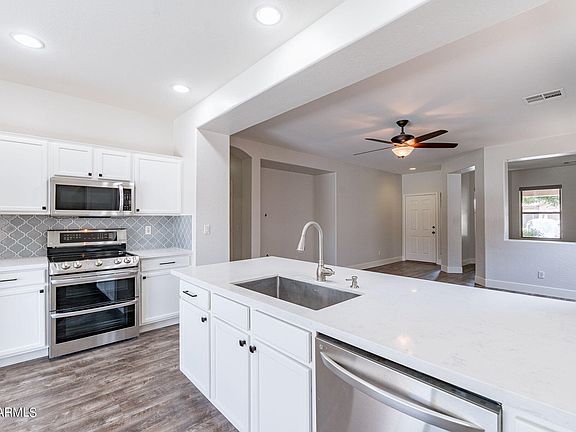 3rd image of 22392 S 214TH Street