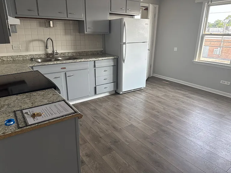 6615-19 W Lloyd Dr — Photo 21