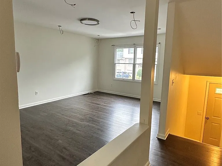 6437 Sterling Cir — Photo 8