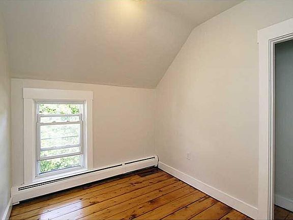 5th image of 50 Catherine St #2