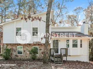 3916 Tanglewood Rd, Snellville, GA 30039