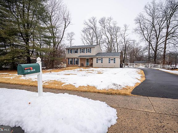 2nd image of 2732 Valley Woods Rd