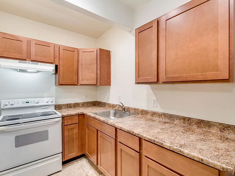 1809 E Virginia Ave — Photo 3