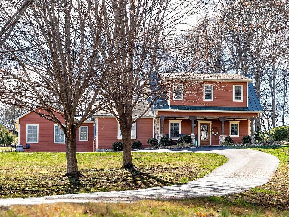 1st image of 304 Big Valley Ln