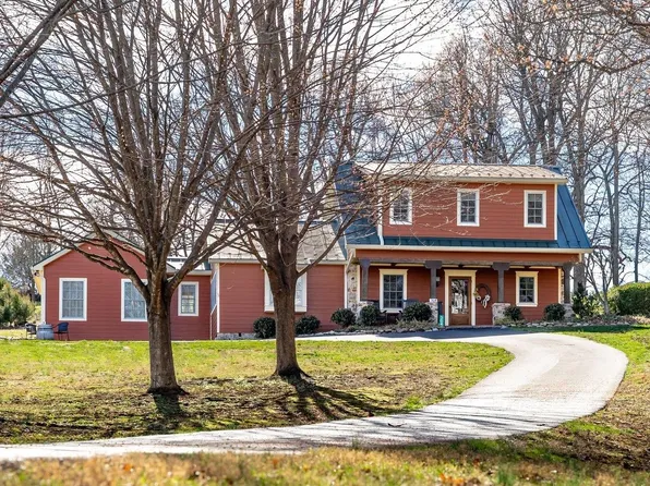 304 Big Valley Ln, Mount Solon, VA 22843