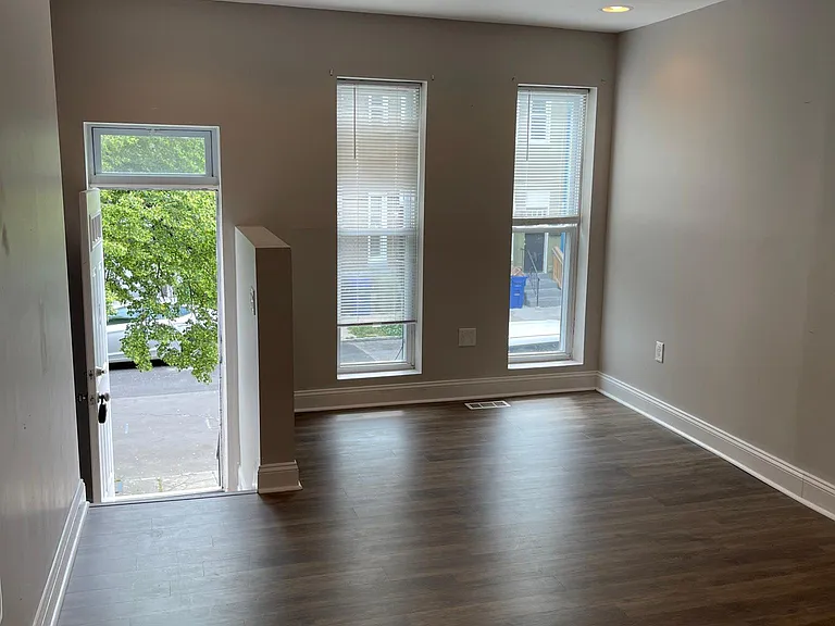 2618 Boone St — Photo 3