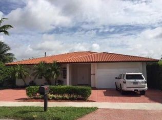 9455 SW 44th St, Miami, FL 33165