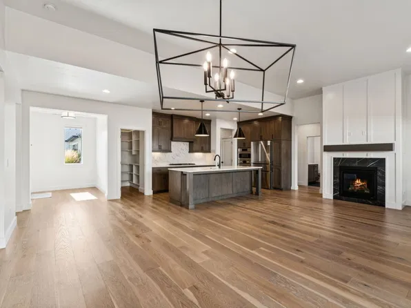 8384 W Meltwater Ln, Eagle, ID 83616