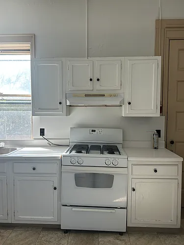 505 E Seneca St #505 Photo 1