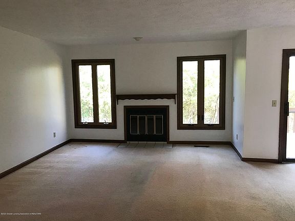 2nd image of 2376 N Wild Blossom Ct #103