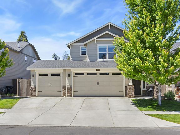3rd image of 60865 SE Sweet Pea Dr